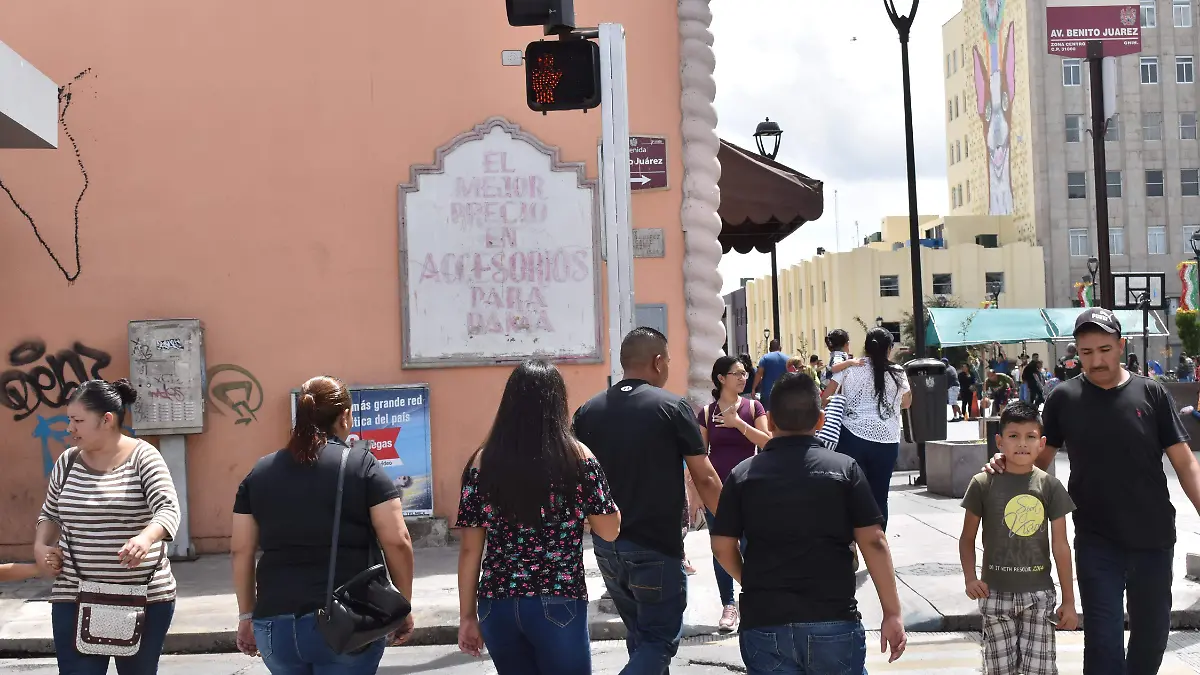 arriesgan a menores al no respetar semaforos  (10)